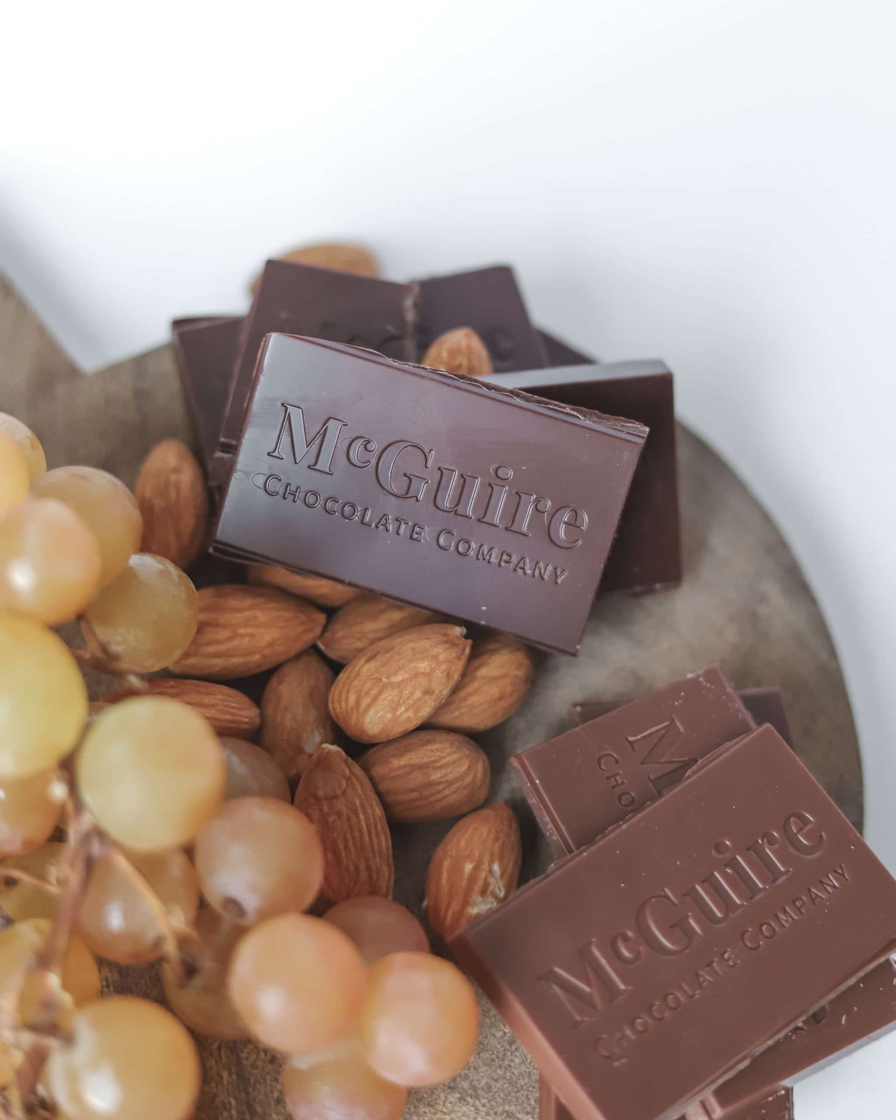 Adioesmac 70% Dark Chocolate-McGuire Chocolate Canada-Chocolate Bars,Dark chocolate,Vegan